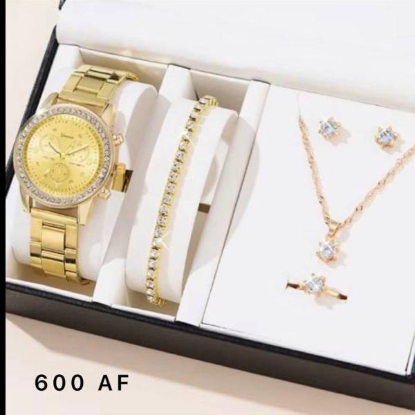 ساعت +گردن بند+انگشتر